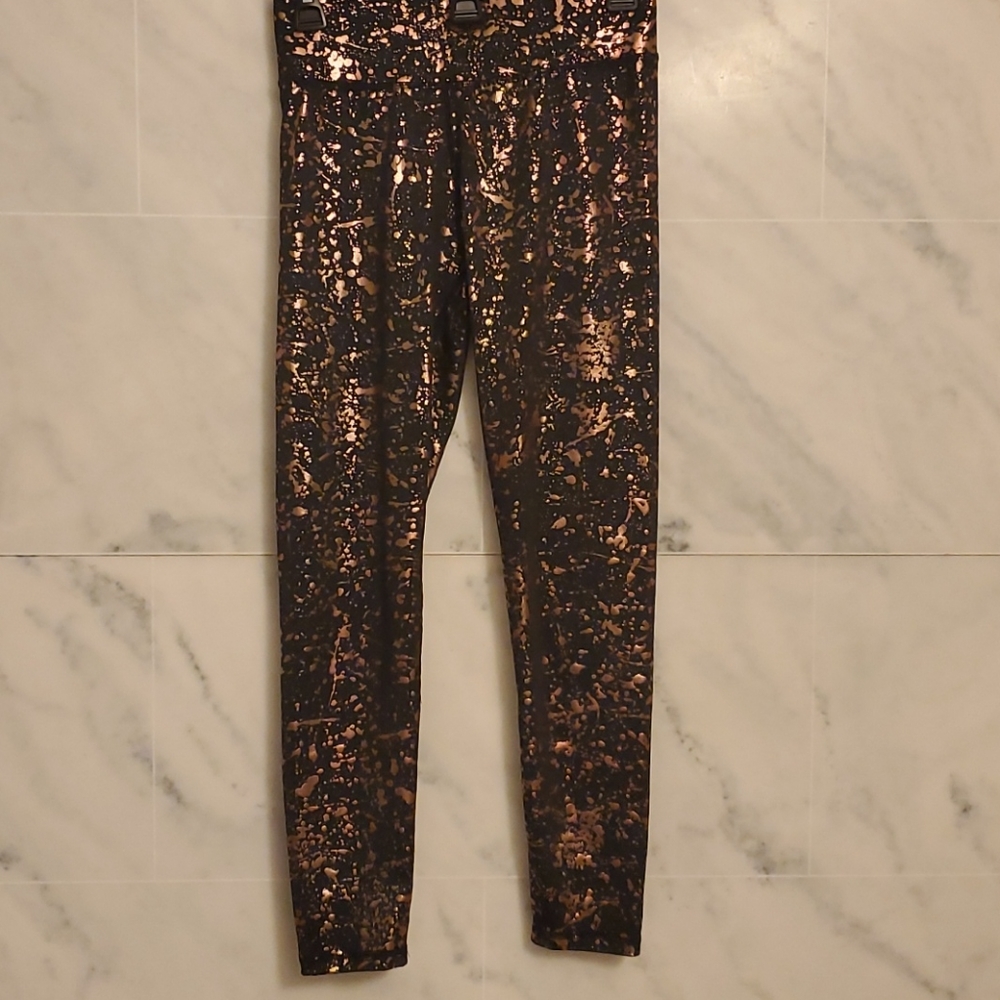 2 Liv gold metallic splatter leggings
